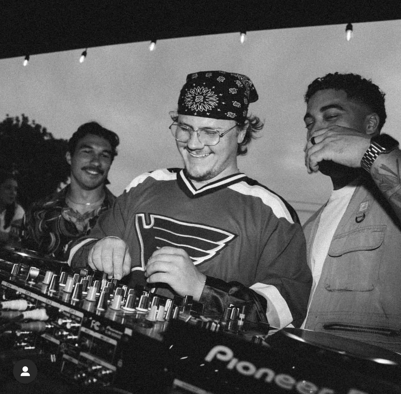 Yoyos Collective est DJ Party d'automne